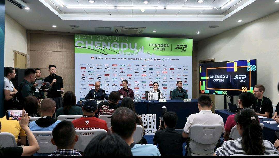 匈牙利VS乌克兰直播_匈牙利VS乌克兰直播在线直播_匈牙利VS乌克兰直播免费直播视频直播
