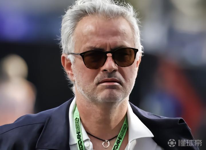 穆里尼奥：F1车手值得足球运动员学习，他们总在赛前保持轻松